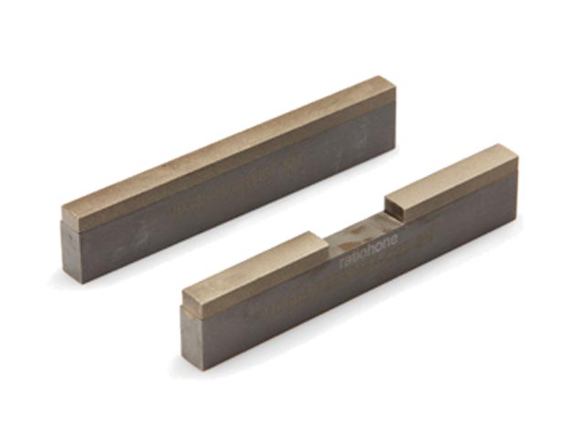 Pierres de rodage avec interruptions pour les forages en tandem (ici P28-NM87 avec profil interrompu)